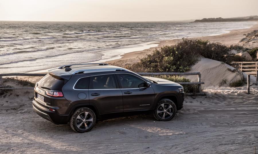  Jeep Cherokee Limited (KL) 2018 года  (WW) (фото 3 из 48)
